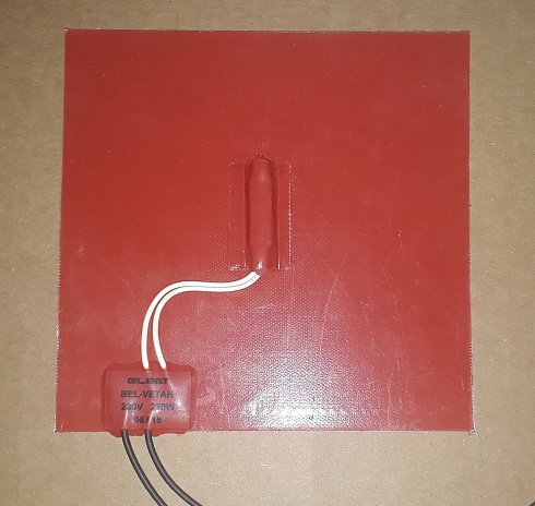 Silikoninis šildytuvas su termo jungikliu